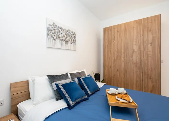 Chic 1br Retreat In St Julian's By Holi *