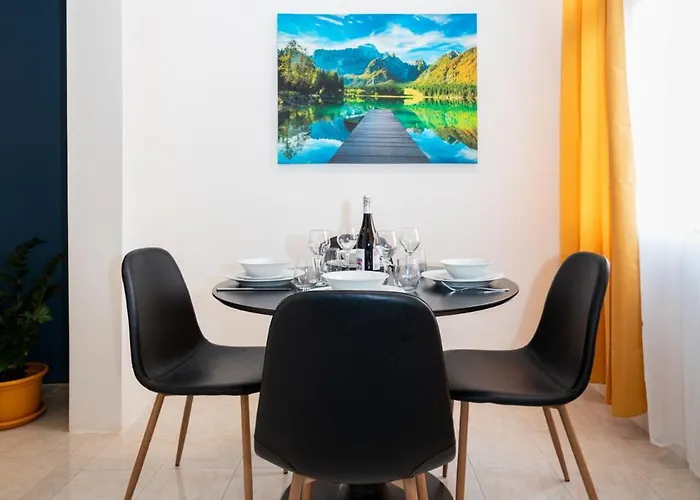 Apartamento Chic 1br Retreat In St Julian's By Holi