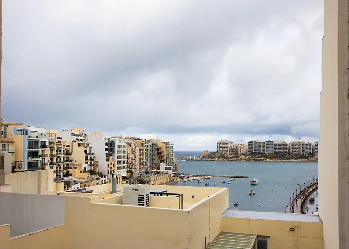 Chic 1br Retreat In St Julian's By Holi *