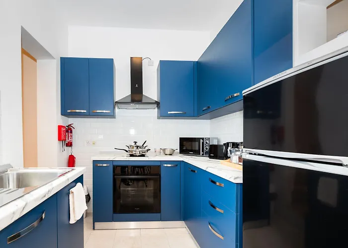 Chic 1br Retreat In St Julian's By Holi * St. Julian's